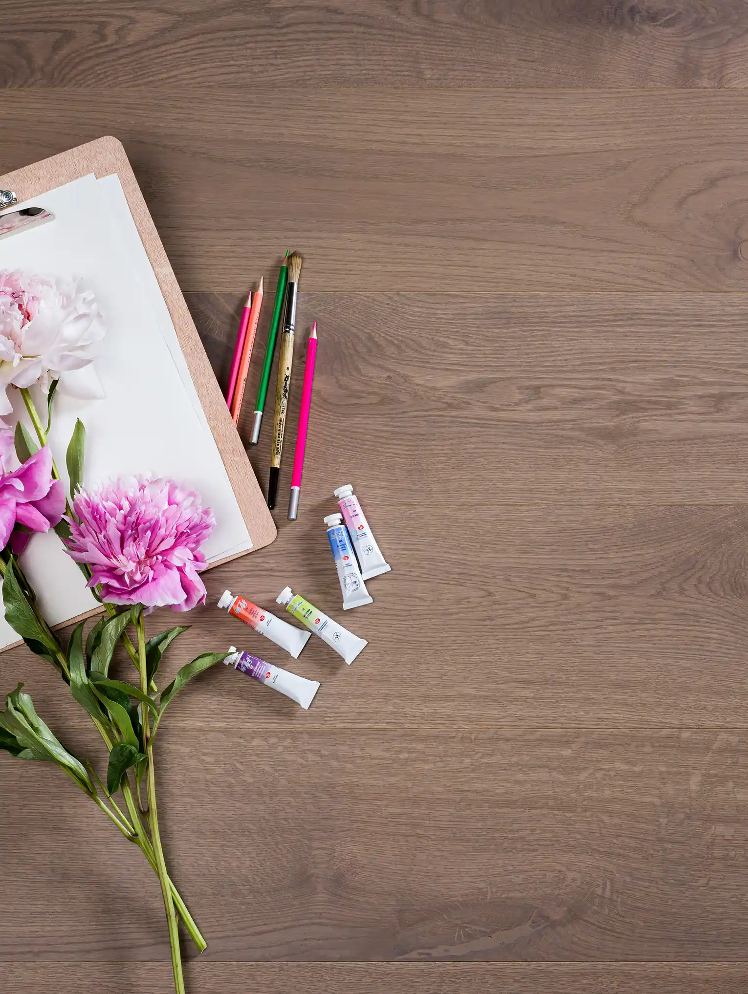 seryj-shpinel-rustikalnyj-1530×2034-1